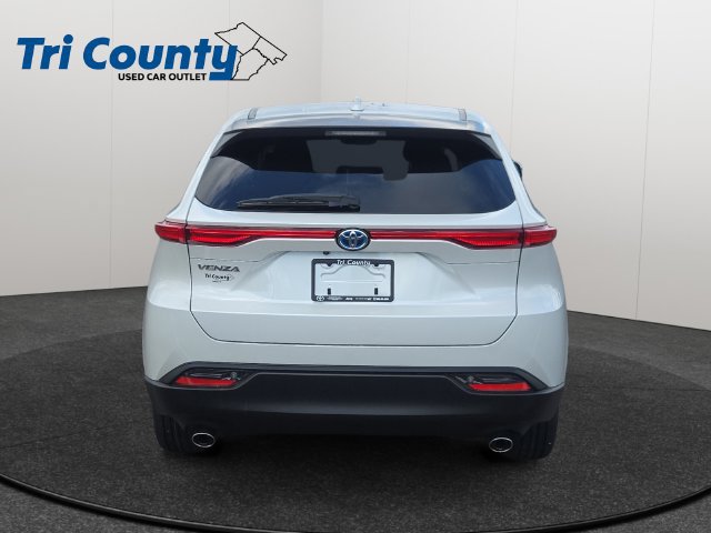 Certified 2024 Toyota Venza LE AWD/4WD image 7