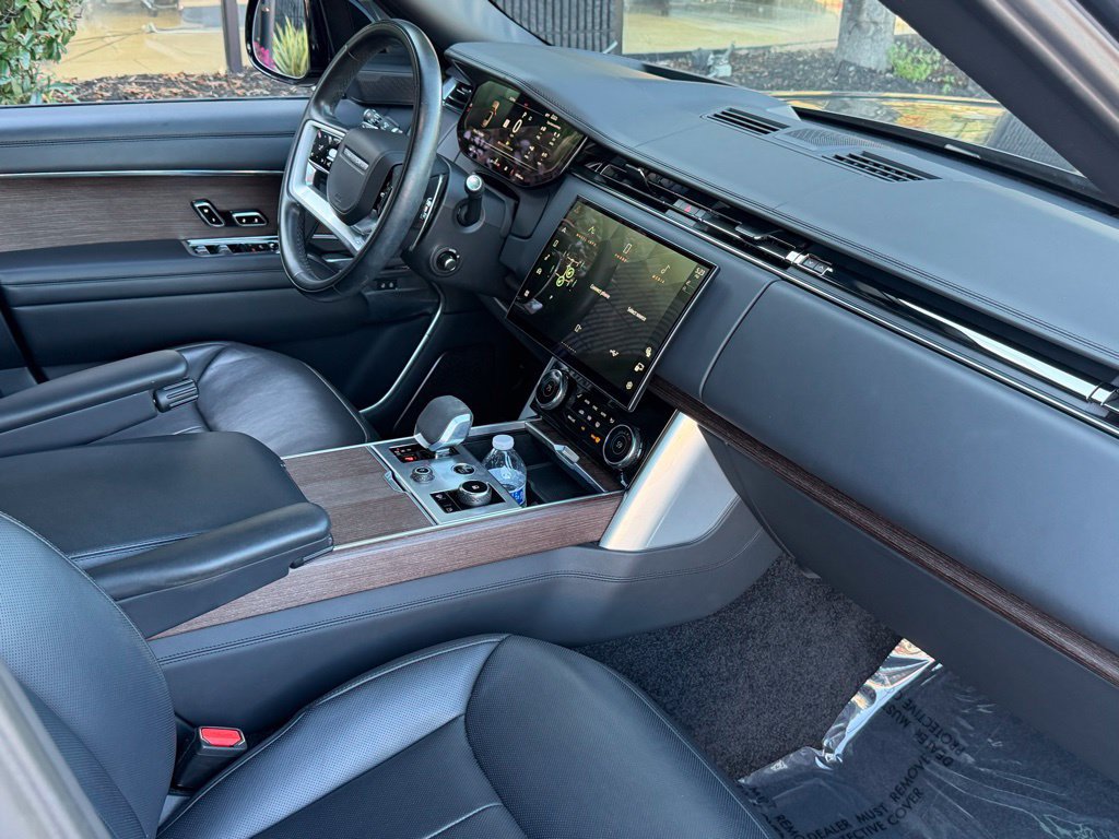 Used 2023 Land Rover Range Rover Autobiography AWD/4WD image 30