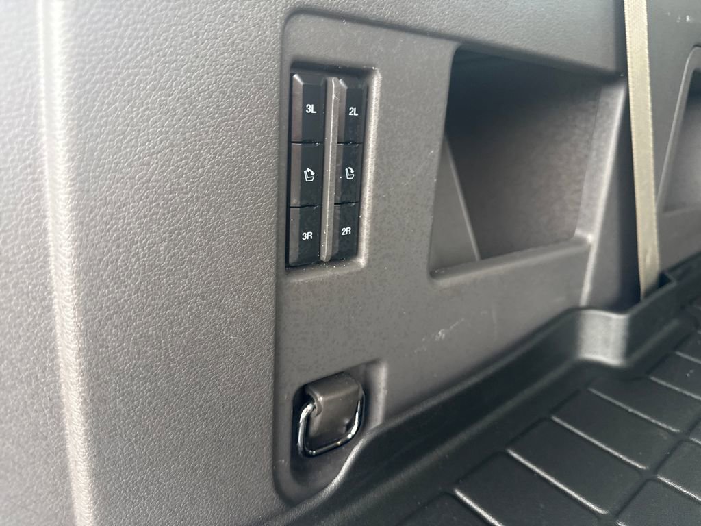 Used 2020 Ford Expedition XLT w/ Equipment Group 202A image 11