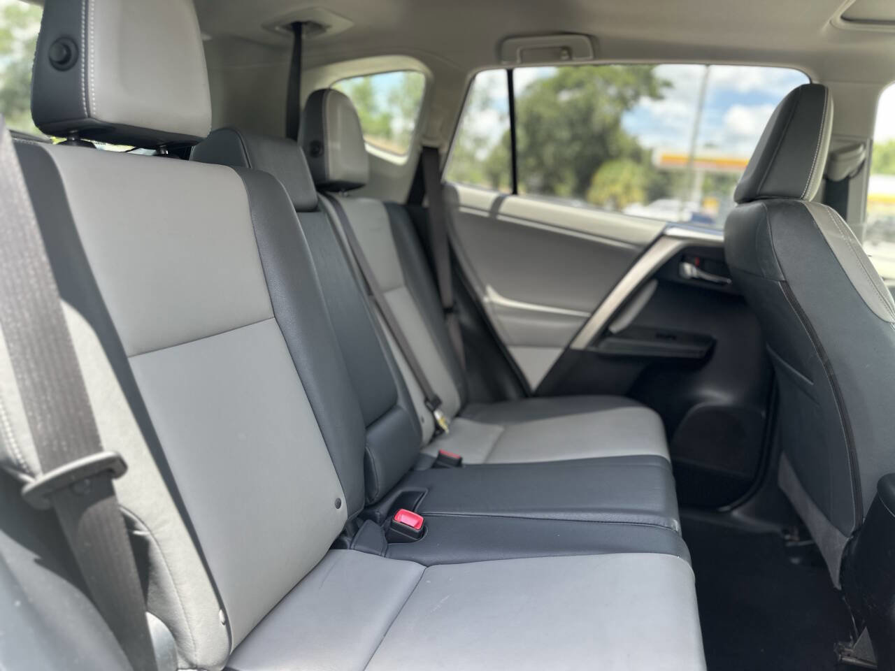 Used 2013 Toyota RAV4 Limited image 20