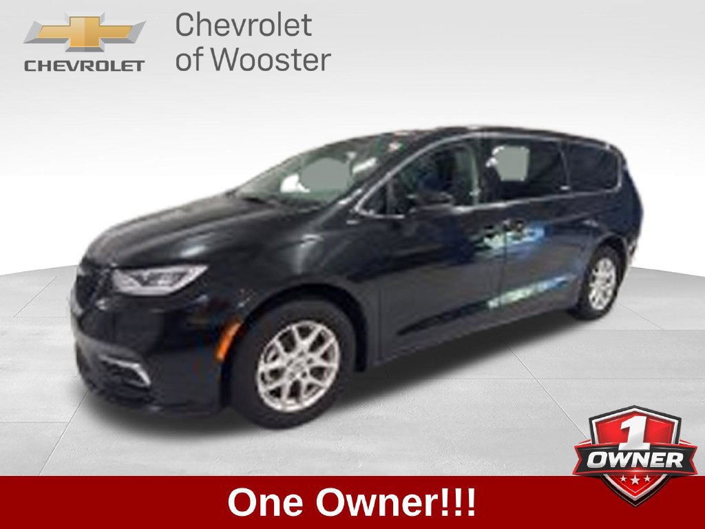 Used 2023 Chrysler Pacifica Touring-L FWD 360° Tour