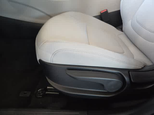 New 2026 Hyundai Tucson SE FWD image 12