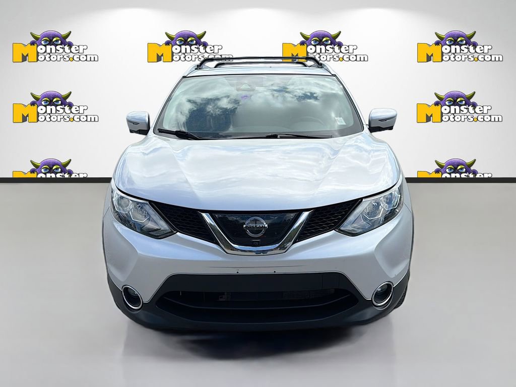 Used 2017 Nissan Rogue Sport SL w/ SL Premium Package image 2