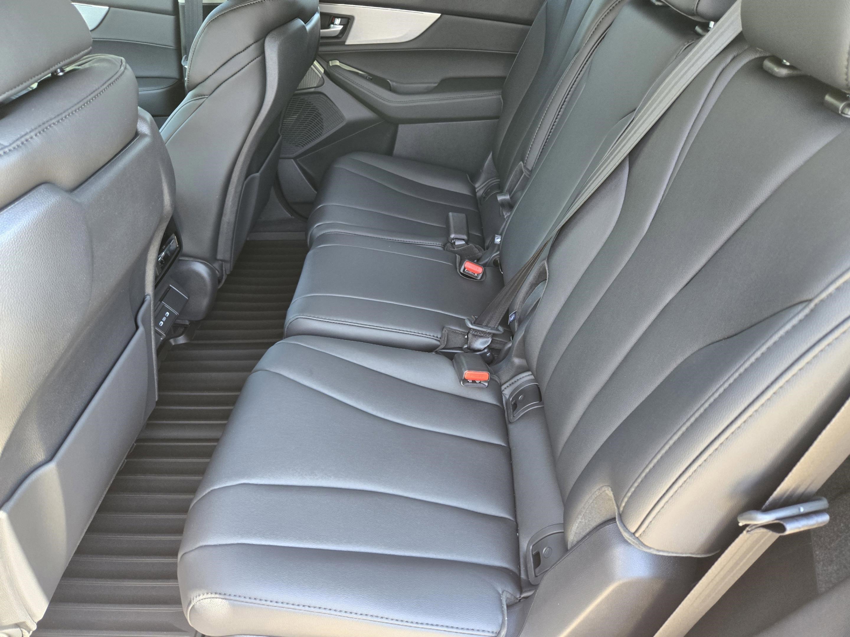 New 2026 Acura MDX SH-AWD image 15