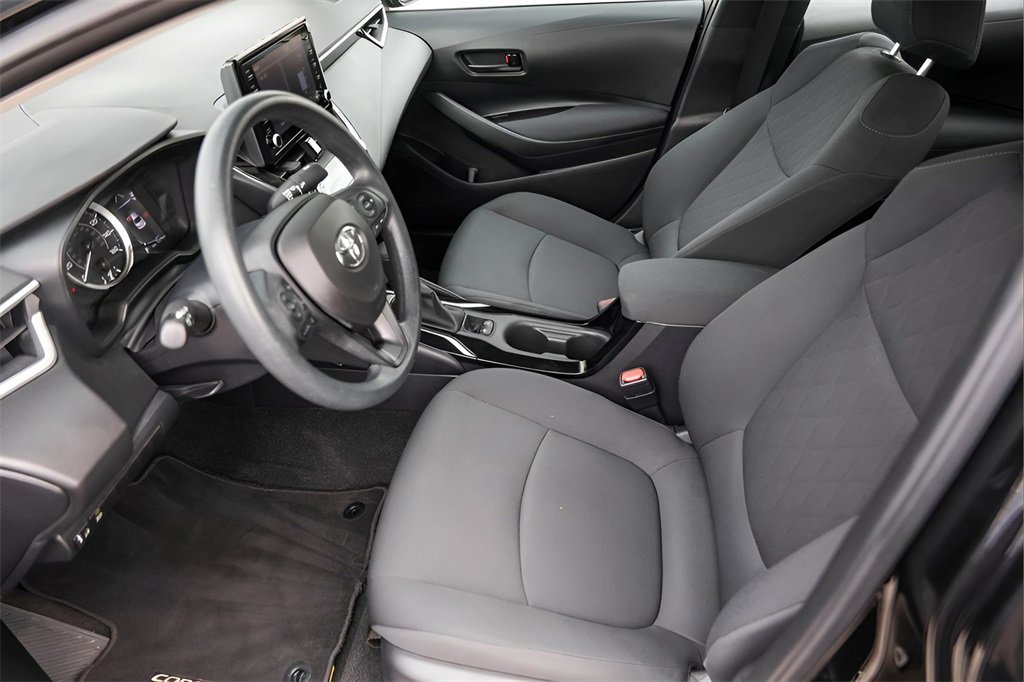 Used 2022 Toyota Corolla LE image 10