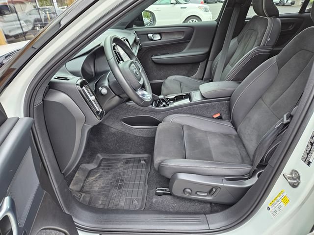 Certified 2023 Volvo XC40 Recharge Plus w/ Protection Package Premier AWD/4WD image 16