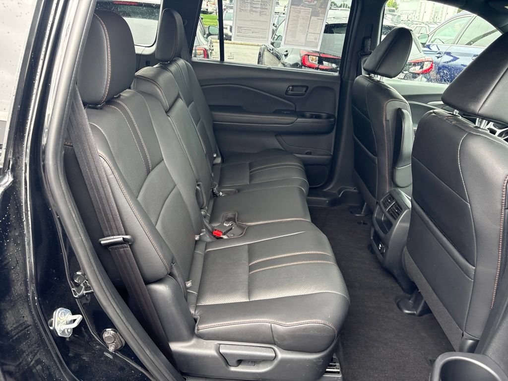 Used 2023 Honda Passport TrailSport image 11