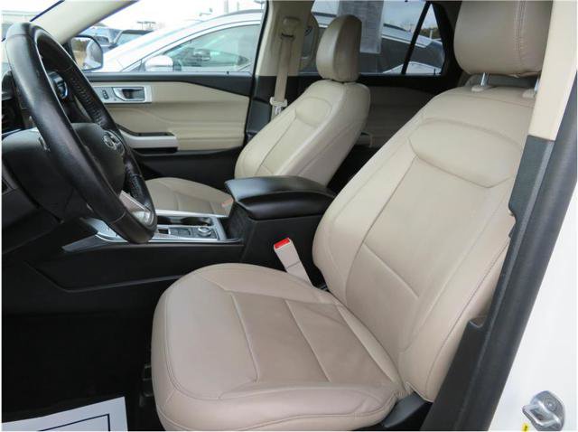 Used 2021 Ford Explorer Limited AWD/4WD image 3