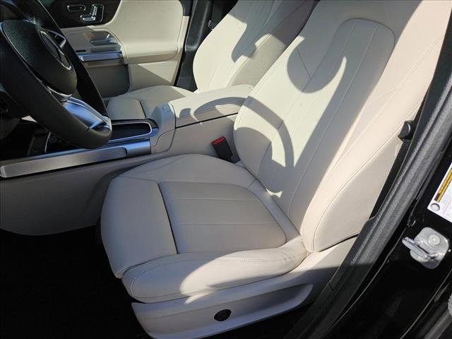 Used 2025 Mercedes-Benz GLB 250 image 15