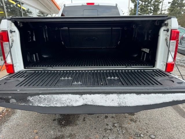 Used 2017 Ford F250 Lariat w/ Lariat Value Package image 24