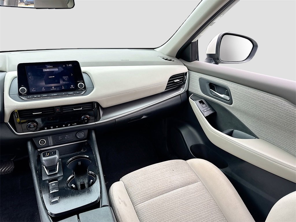 Used 2023 Nissan Rogue SV image 19