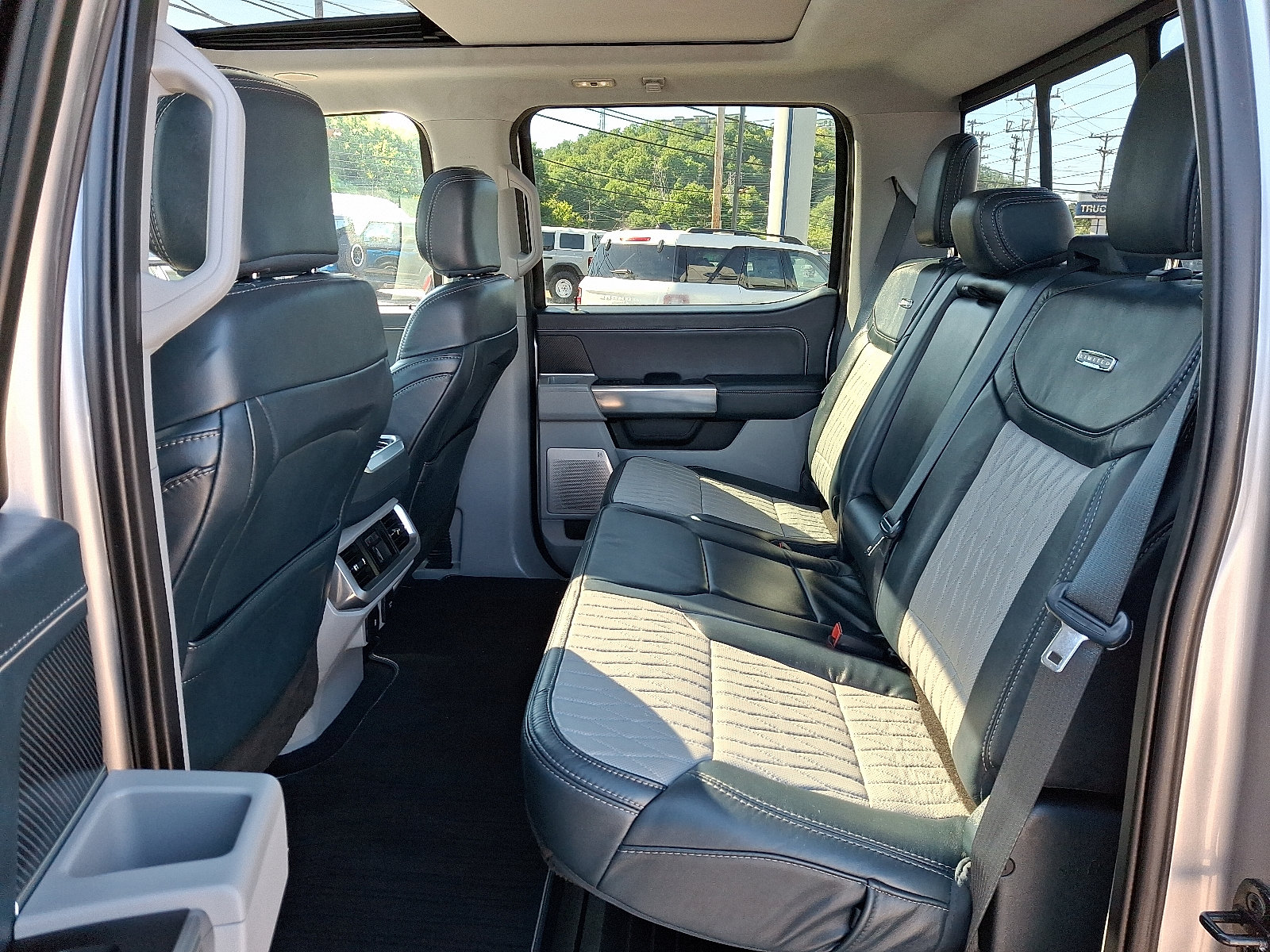 Used 2023 Ford F150 Limited AWD/4WD image 10