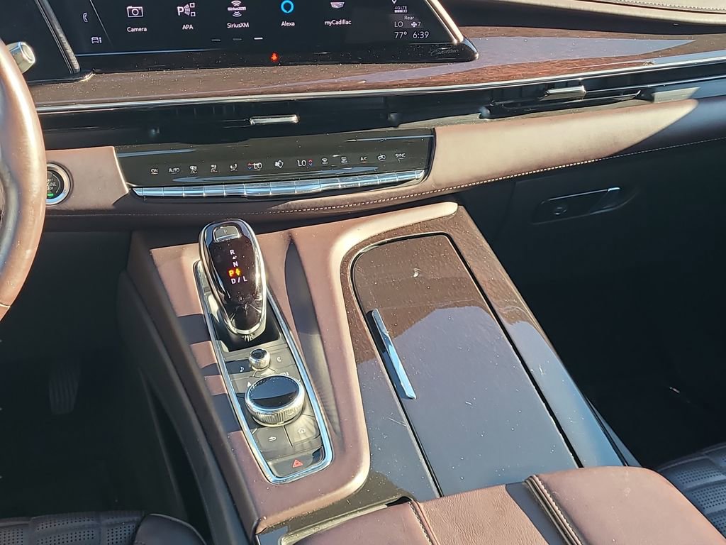 Used 2022 Cadillac Escalade ESV Premium Luxury Platinum w/ LPO, Radiant Package AWD/4WD image 15