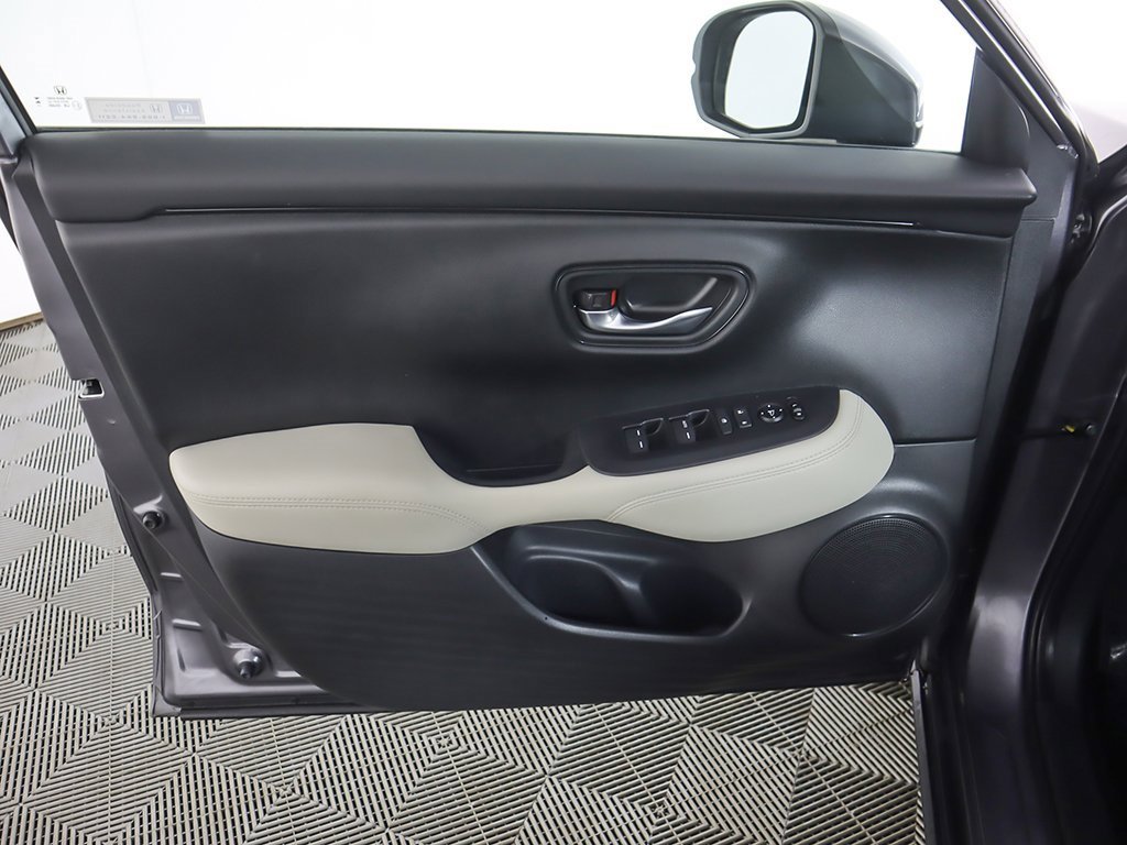 Used 2024 Honda HR-V LX image 19