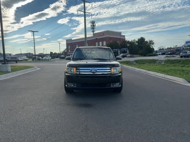 Used 2011 Ford Flex SEL w/ Rapid Spec Order Code FWD image 2