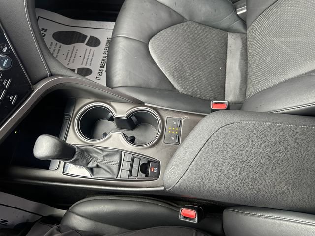 Used 2021 Toyota Camry XSE w/ Navigation Package image 30