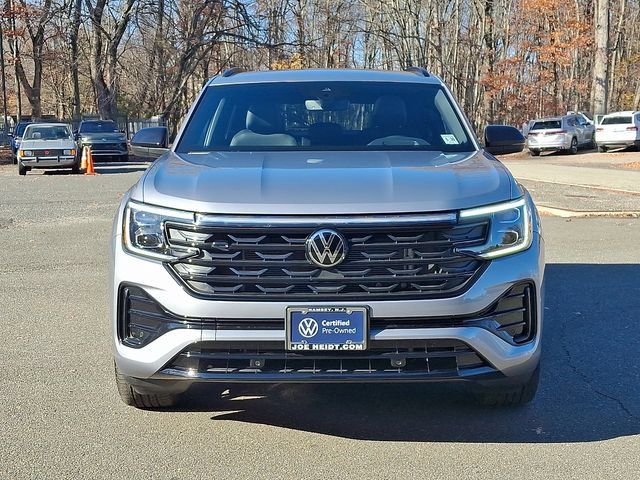 Used 2025 Volkswagen Atlas Cross Sport SEL R-Line AWD/4WD image 3