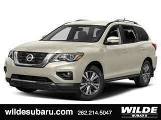 Used 2018 Nissan Pathfinder SL image 1