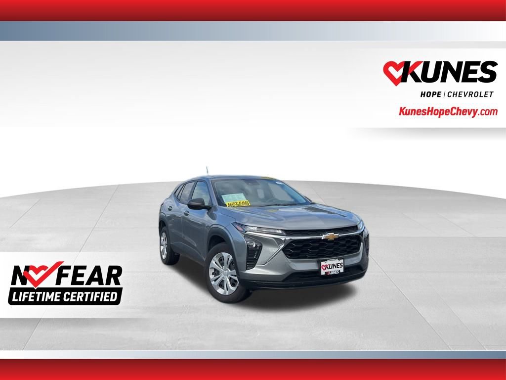Used 2025 Chevrolet Trax LS