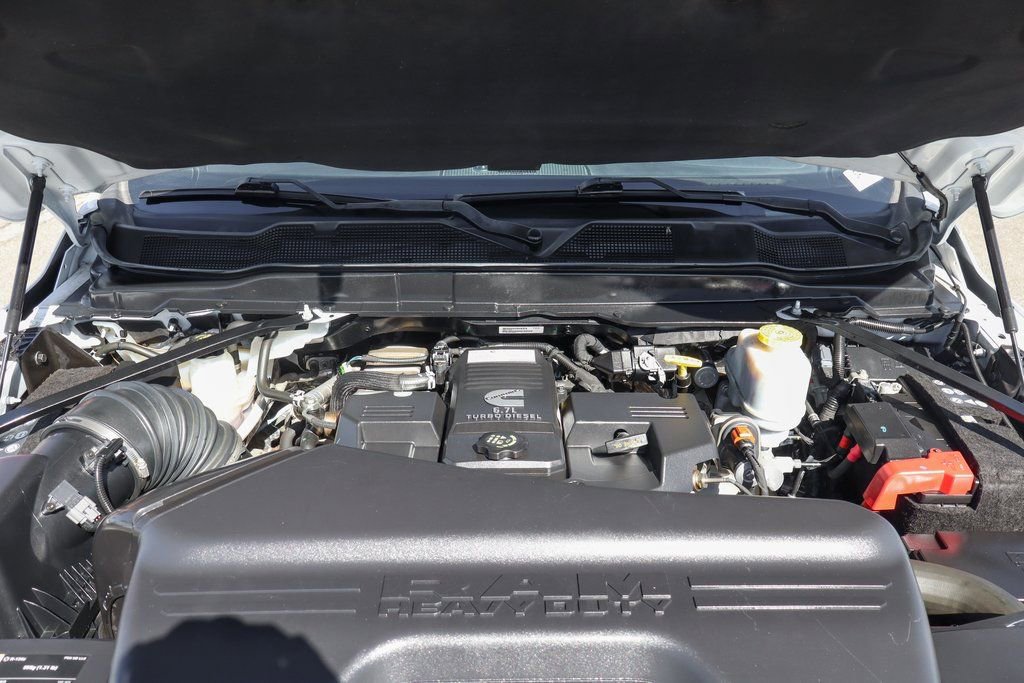 Used 2021 RAM 5500 Tradesman w/ Max Tow Package image 13