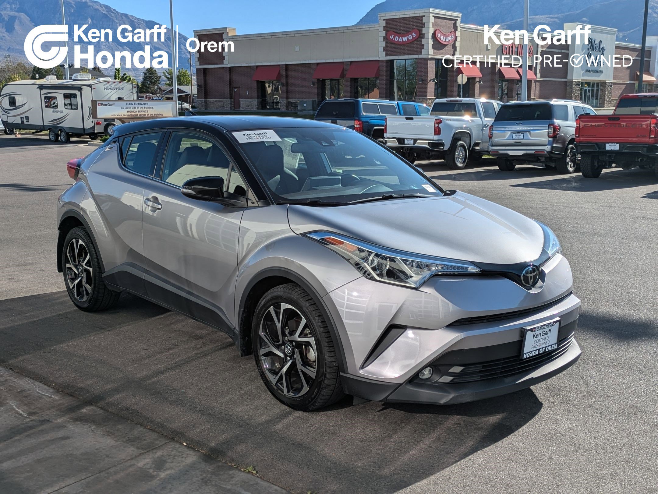 Used 2019 Toyota C-HR Limited FWD image 1