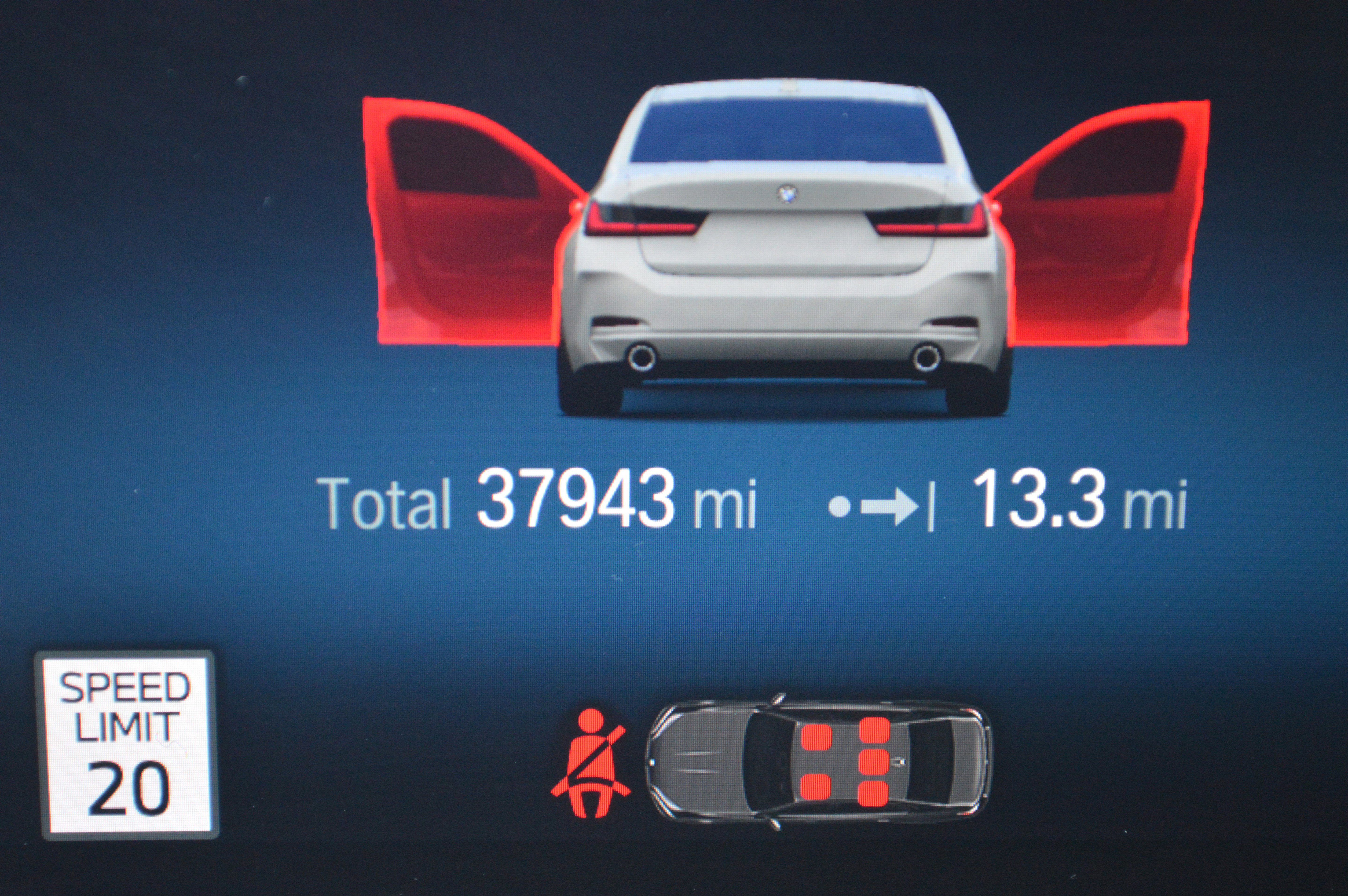 Certified 2023 BMW 330i xDrive Sedan w/ Premium Package image 17