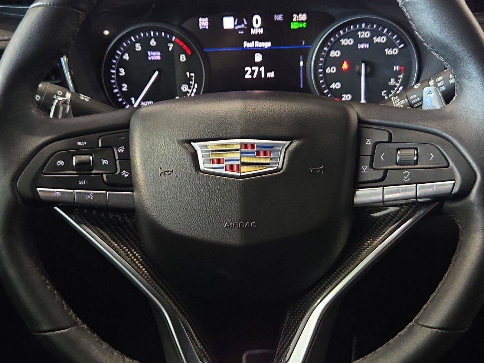 Certified 2025 Cadillac XT6 Sport w/ Technology Package AWD/4WD image 17