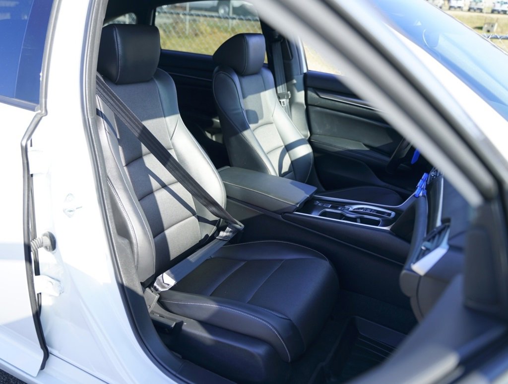 Used 2022 Honda Accord Sport image 24