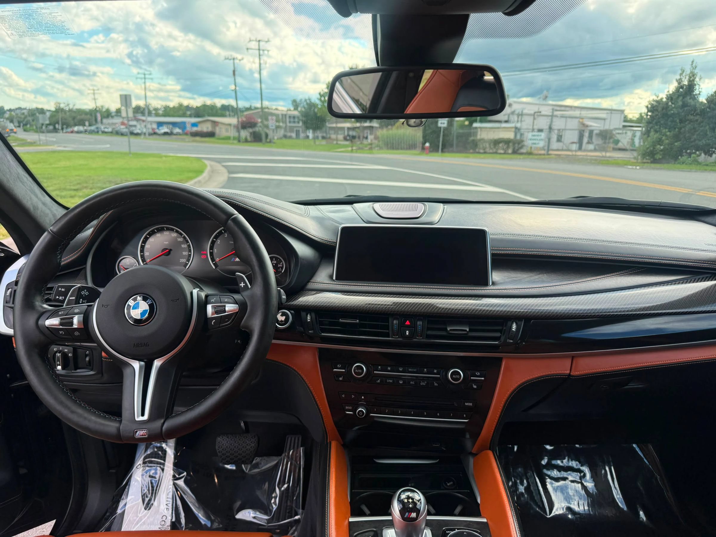 Used 2019 BMW X6 M w/ Executive Package AWD/4WD image 14