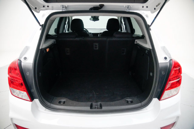 Used 2020 Chevrolet Trax LS w/ Tint and Cruise Package FWD image 12