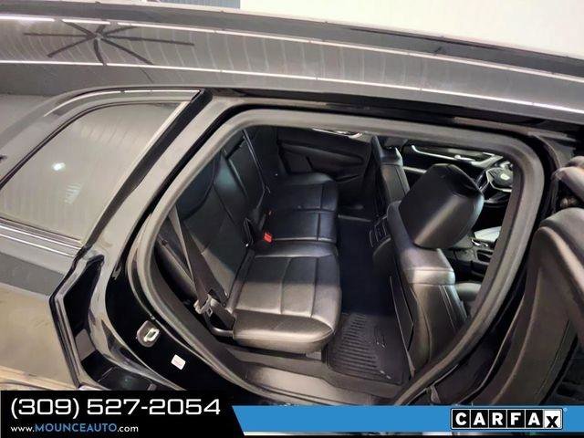 Used 2022 Cadillac XT5 Sportv w/ Technology Package image 4