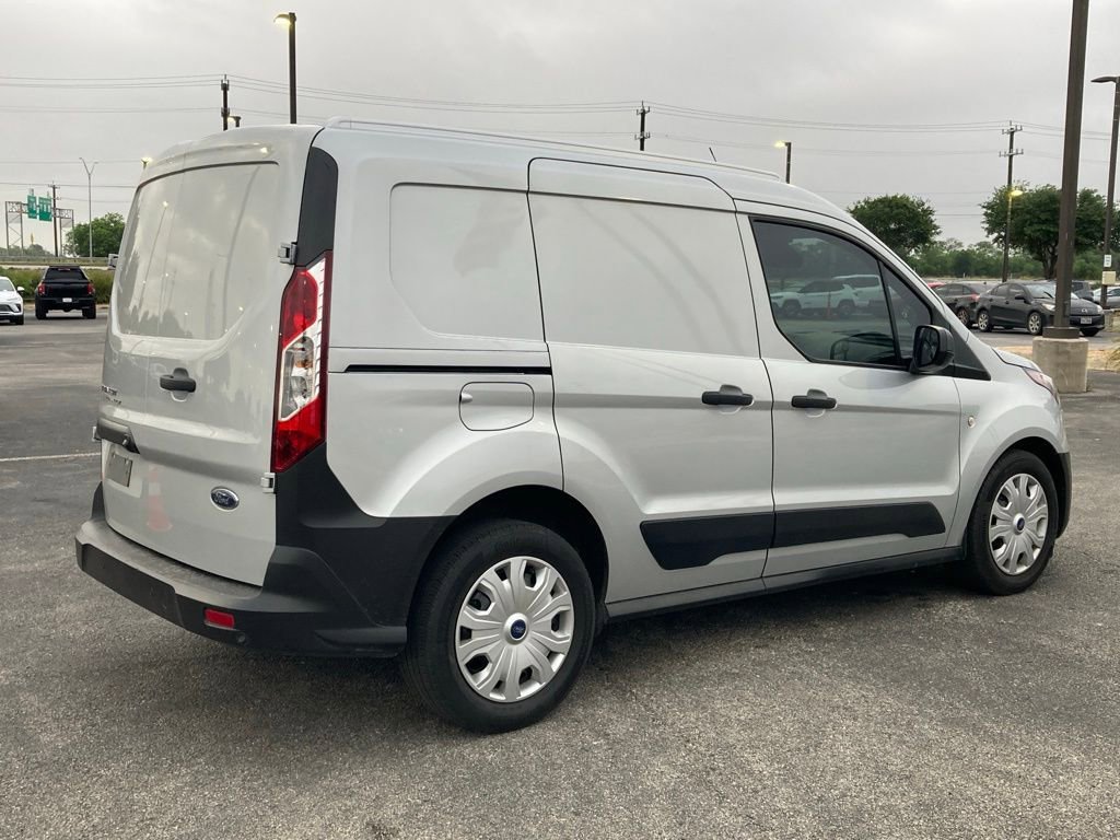 Used 2023 Ford Transit Connect XL image 5