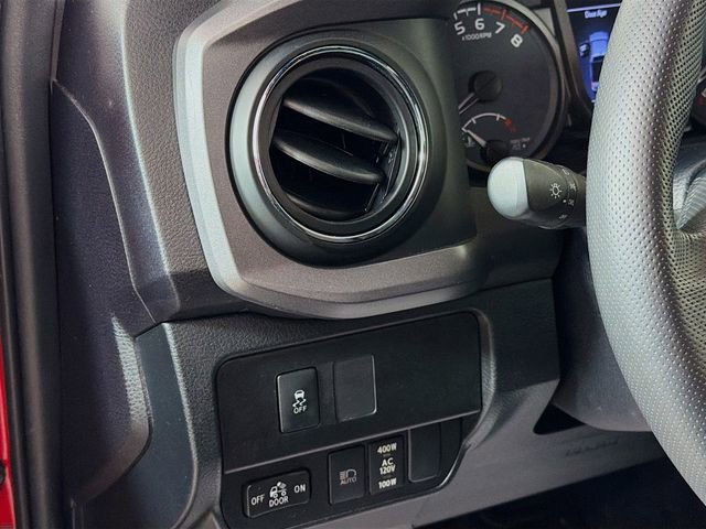 Used 2020 Toyota Tacoma TRD Off-Road image 11