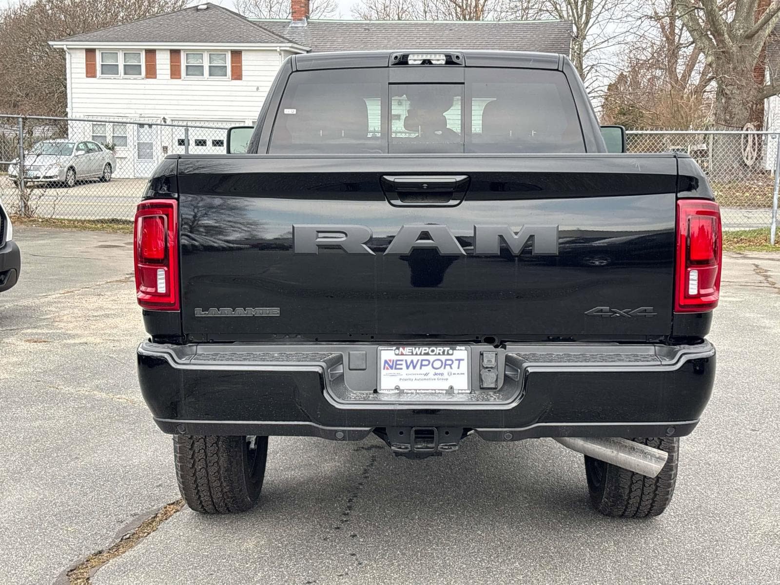 New 2026 RAM 2500 Laramie AWD/4WD image 3