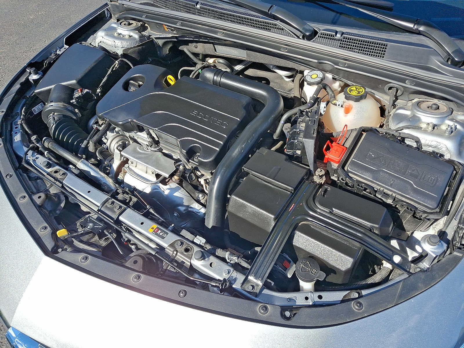 Used 2023 Chevrolet Malibu RS FWD image 28