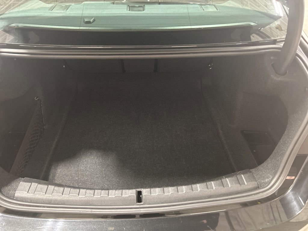 Used 2025 BMW 330i xDrive Sedan image 21