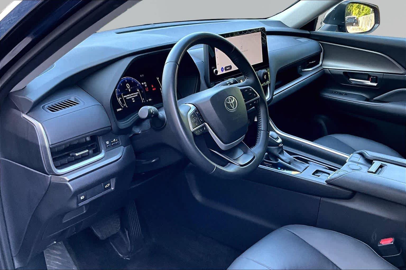 Used 2025 Toyota Grand Highlander FWD image 18