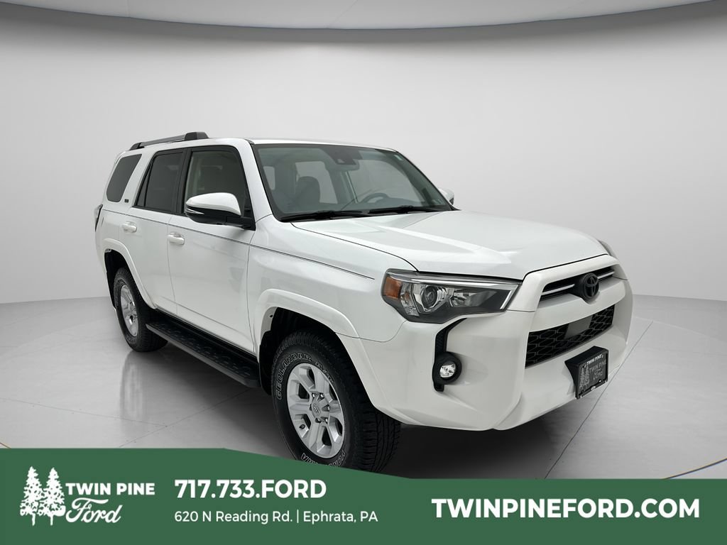 Used 2021 Toyota 4Runner SR5 Premium w/ Moonroof Package AWD/4WD video 1