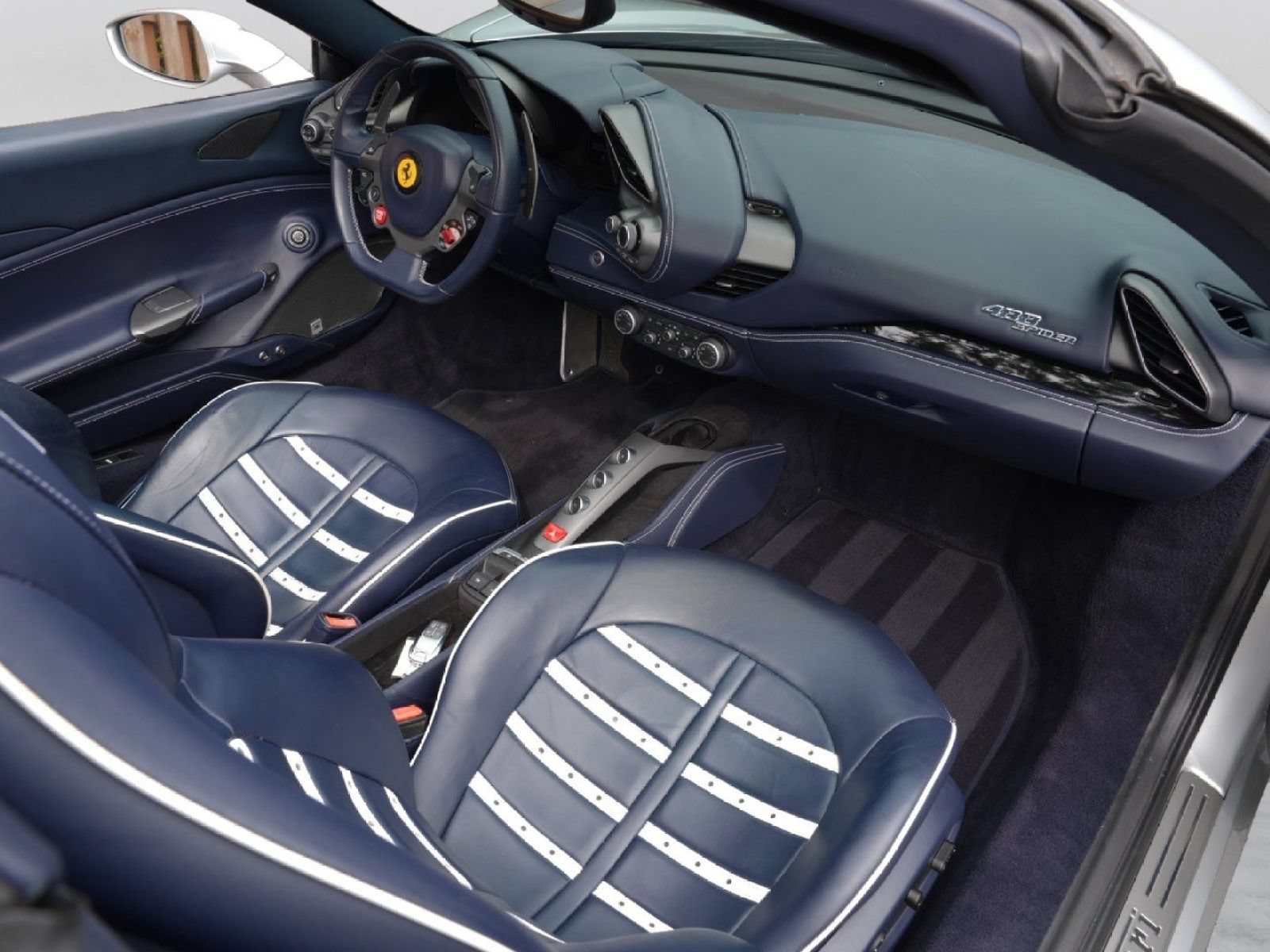 Used 2017 Ferrari 488 Spider RWD image 34