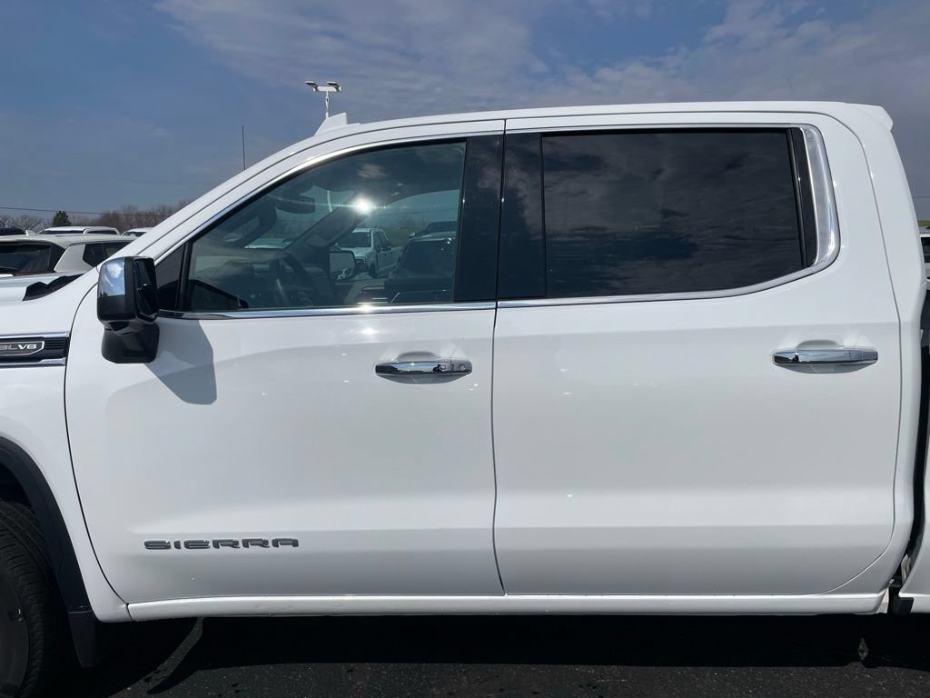 Used 2025 GMC Sierra 1500 SLT AWD/4WD image 36
