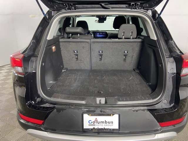 Used 2025 Chevrolet TrailBlazer LT image 9