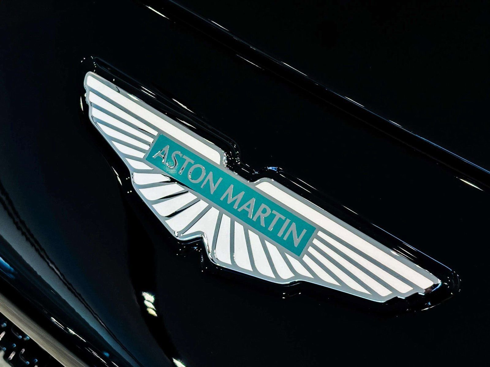 New 2026 Aston Martin DBX S image 56