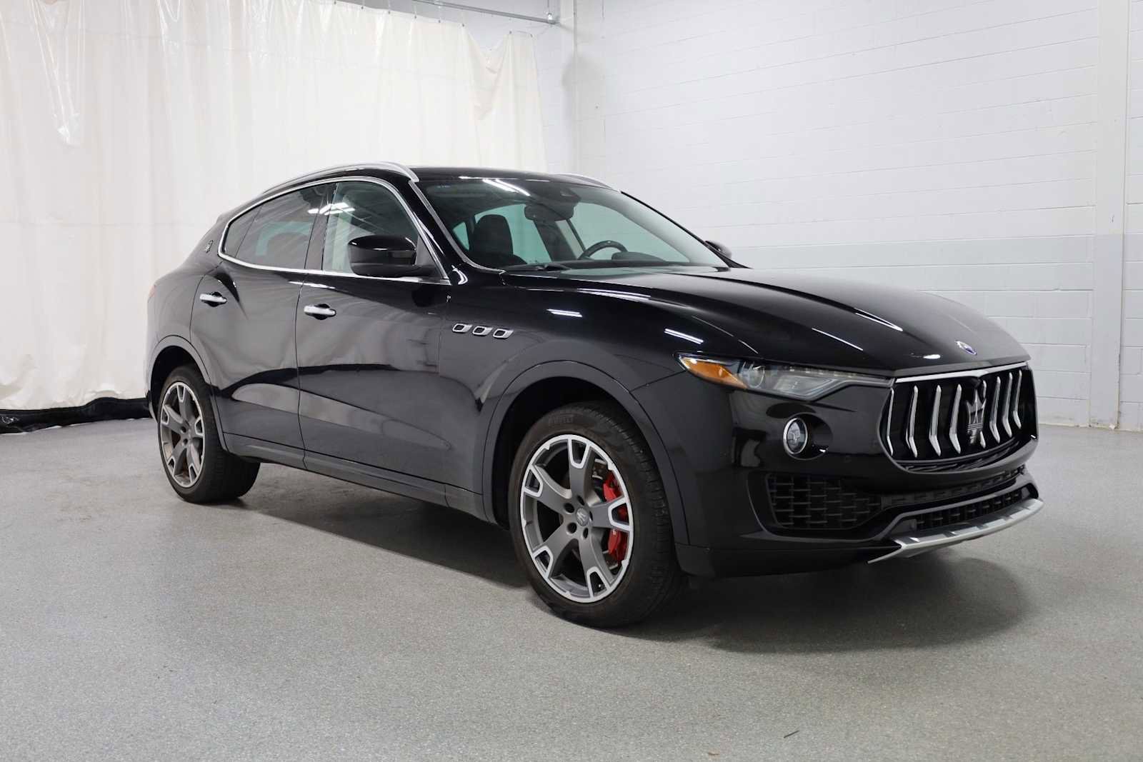 Used 2017 Maserati Levante S image 13