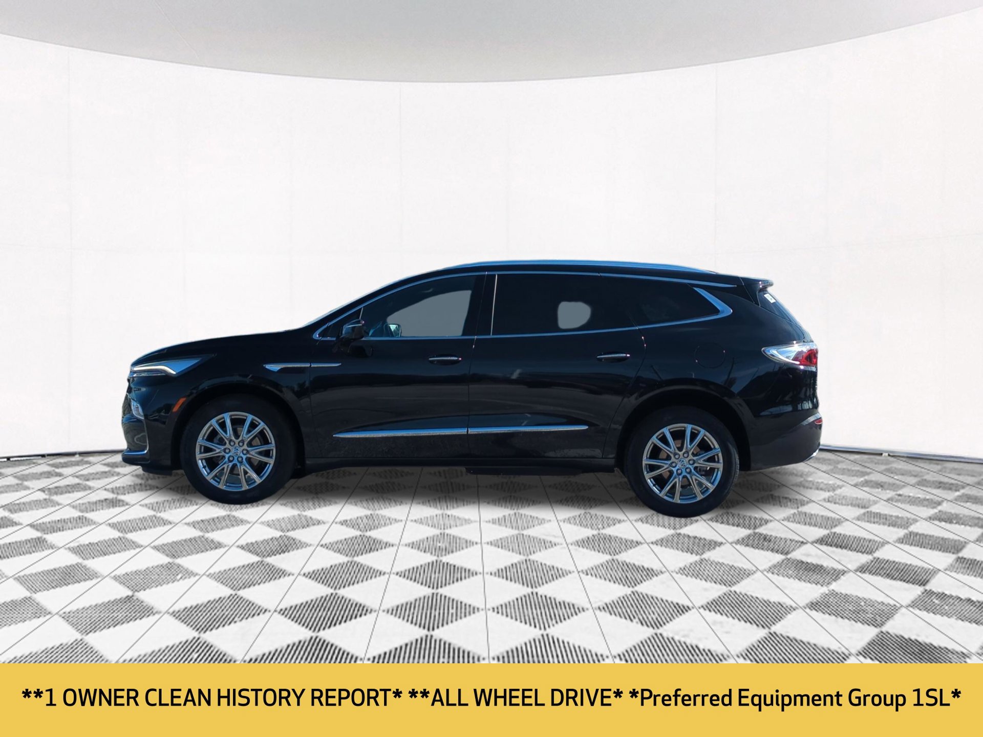 Used 2023 Buick Enclave Essence w/ Experience Buick Package AWD/4WD image 2