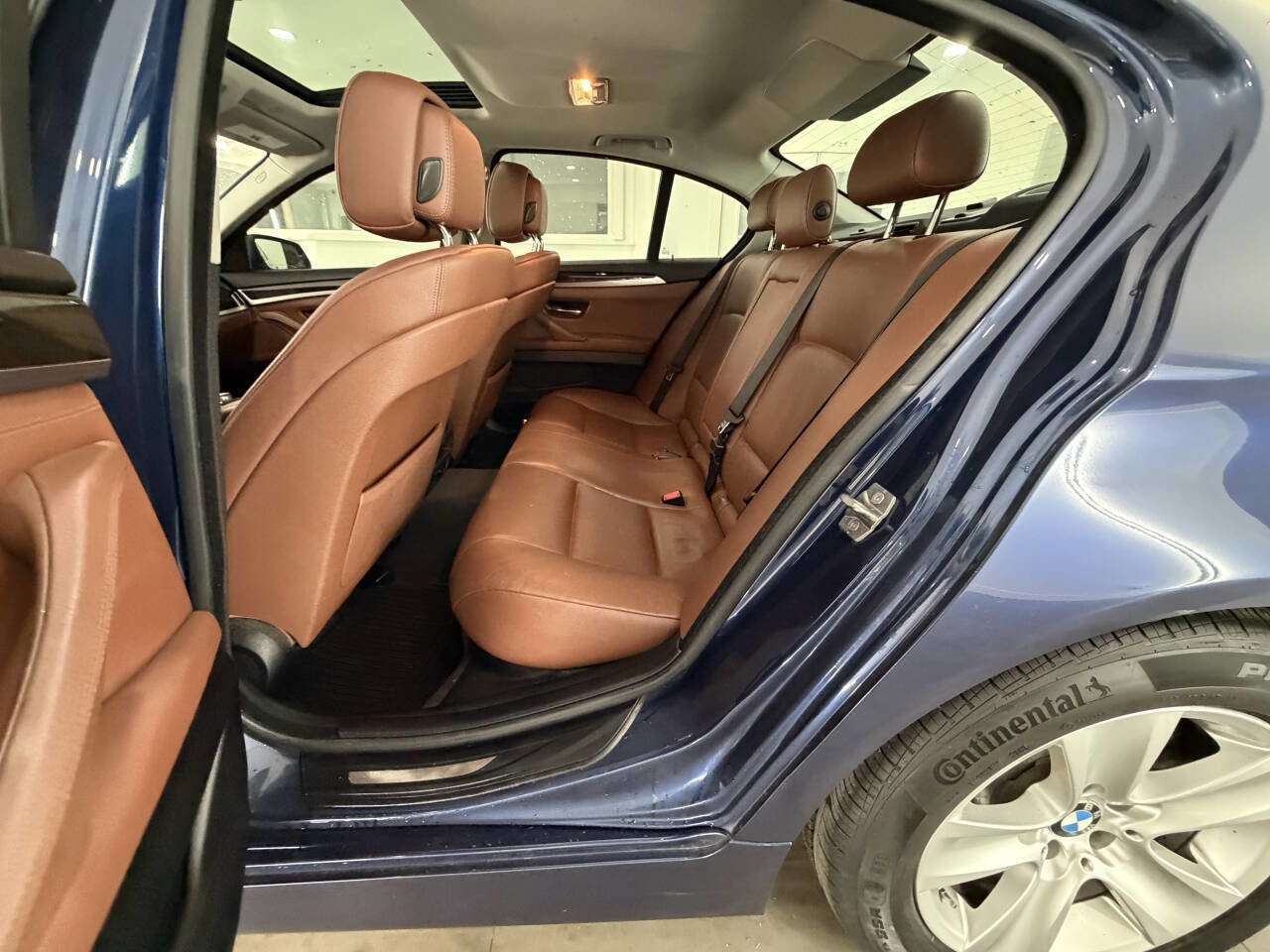 Used 2013 BMW 528i xDrive Sedan AWD/4WD image 23