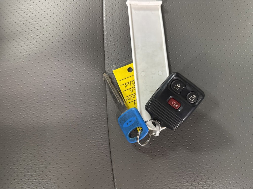 Used 2013 Ford E-350 and Econoline 350 Extended Super Duty w/ PWR Group image 28