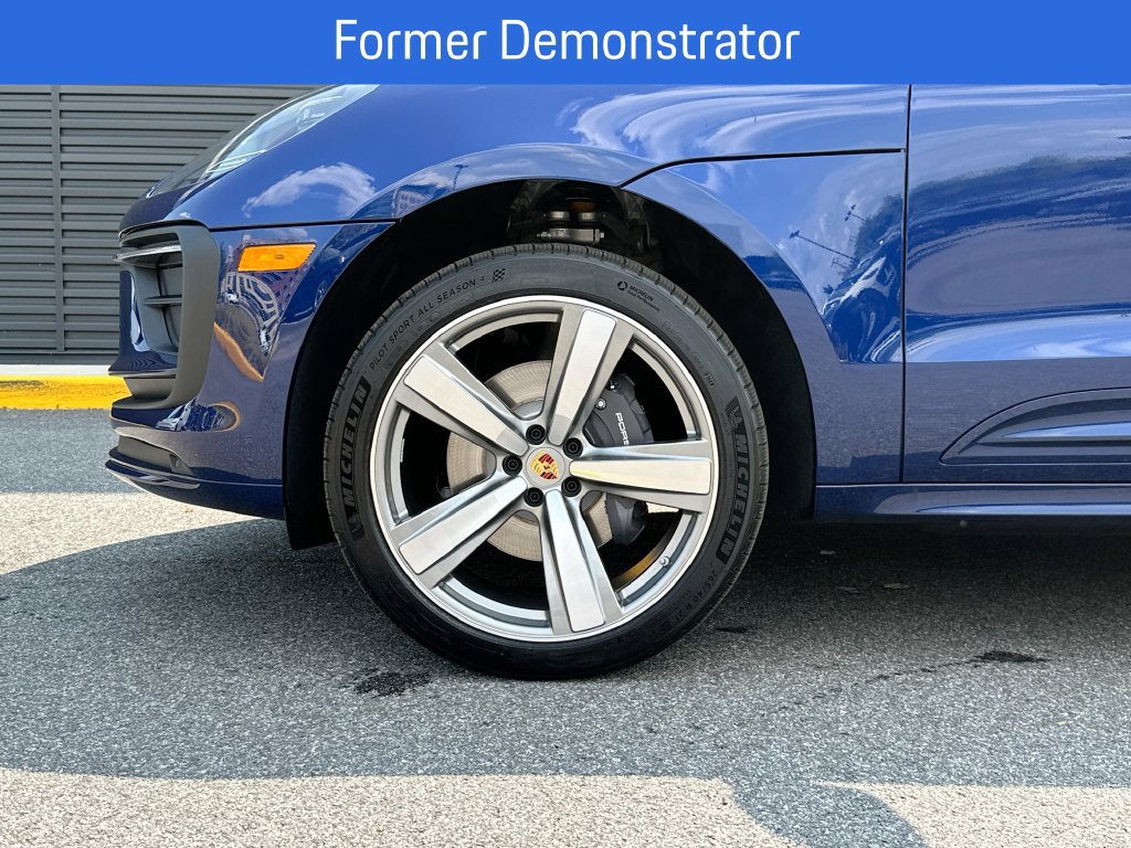 New 2026 Porsche Macan AWD/4WD image 33