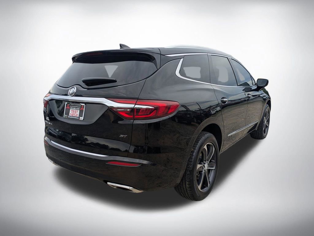 Used 2020 Buick Enclave Essence w/ Sport Touring Edition image 3