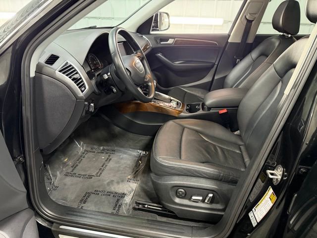 Used 2015 Audi Q5 2.0T Premium Plus w/ Technology Package image 12