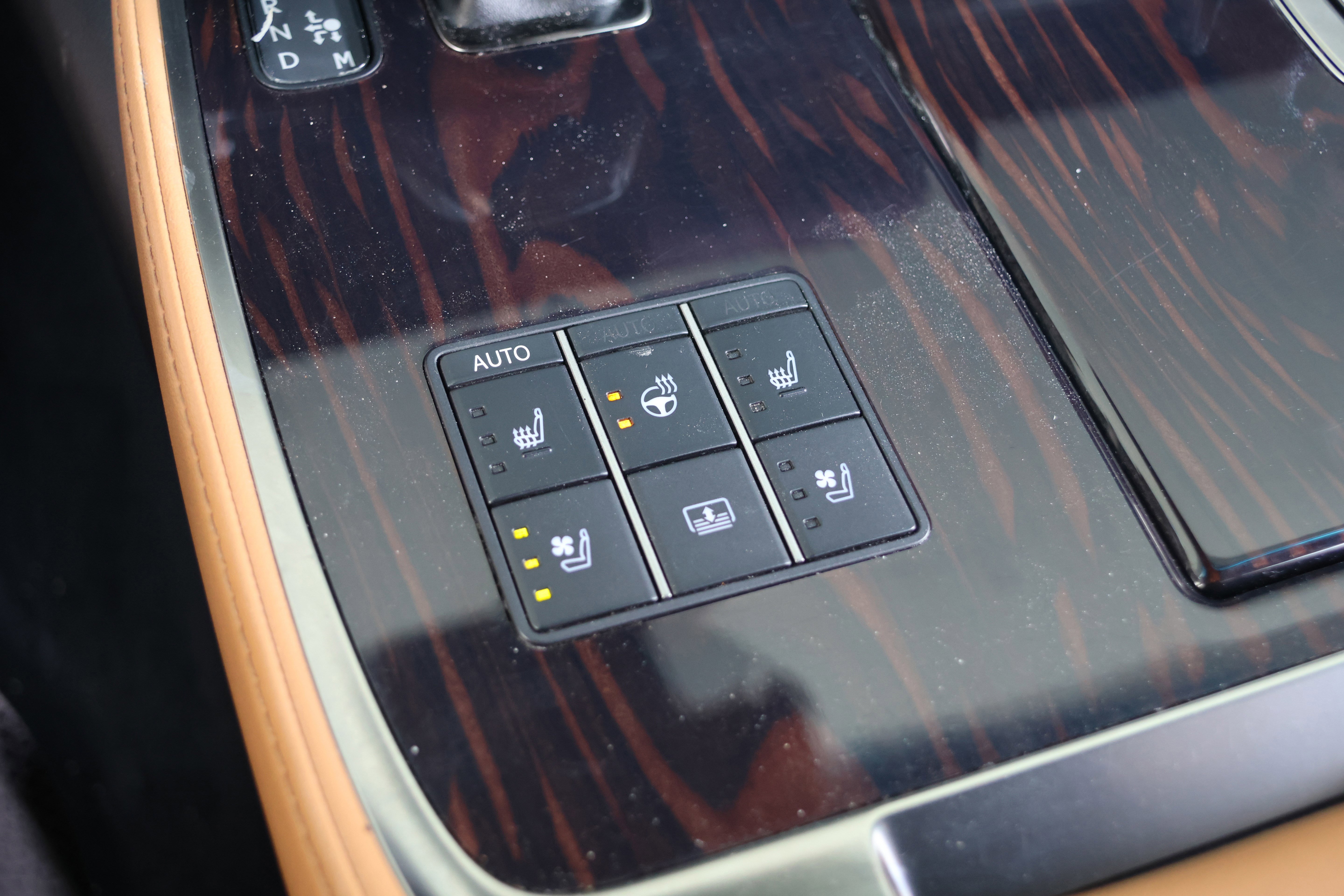 Certified 2023 Lexus LS 500 AWD w/ Interior Upgrade Package image 28